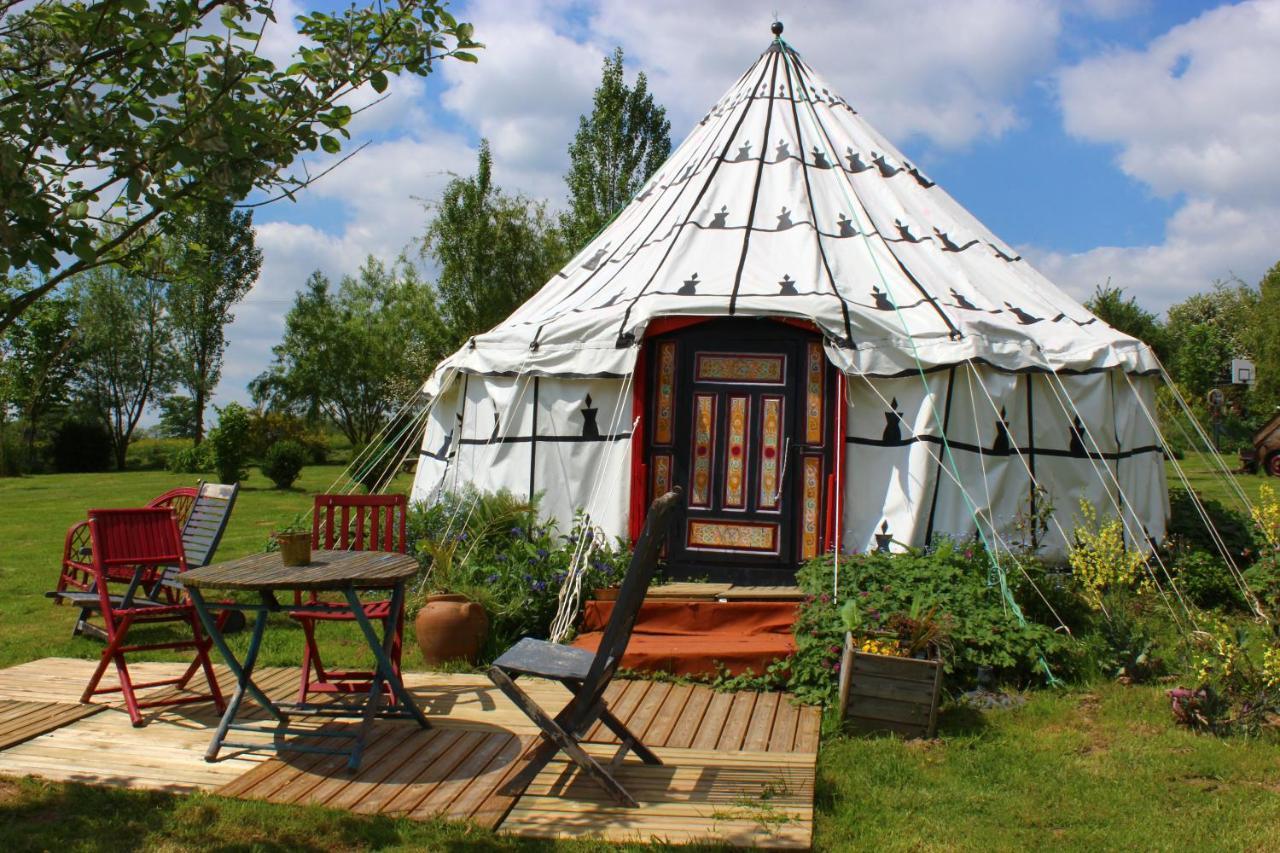 Au Bonheur Nomade Hotel Livry  Ngoại thất bức ảnh
