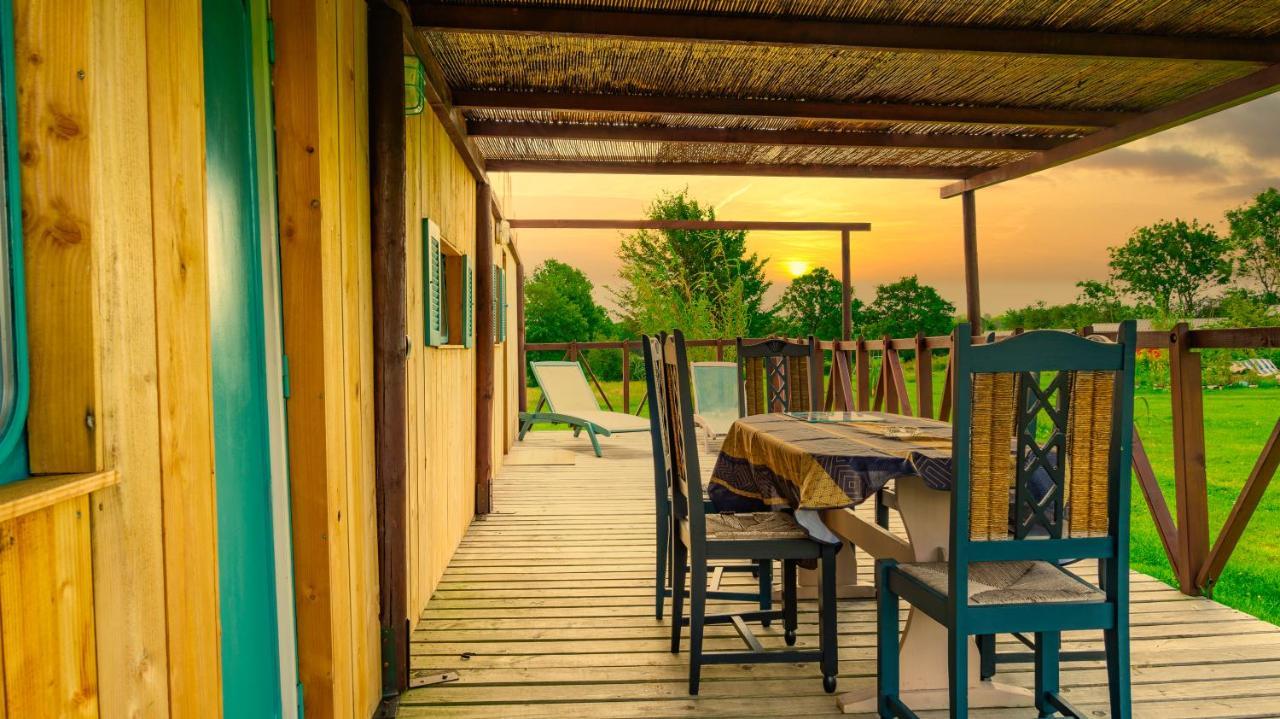 Au Bonheur Nomade Hotel Livry  Ngoại thất bức ảnh