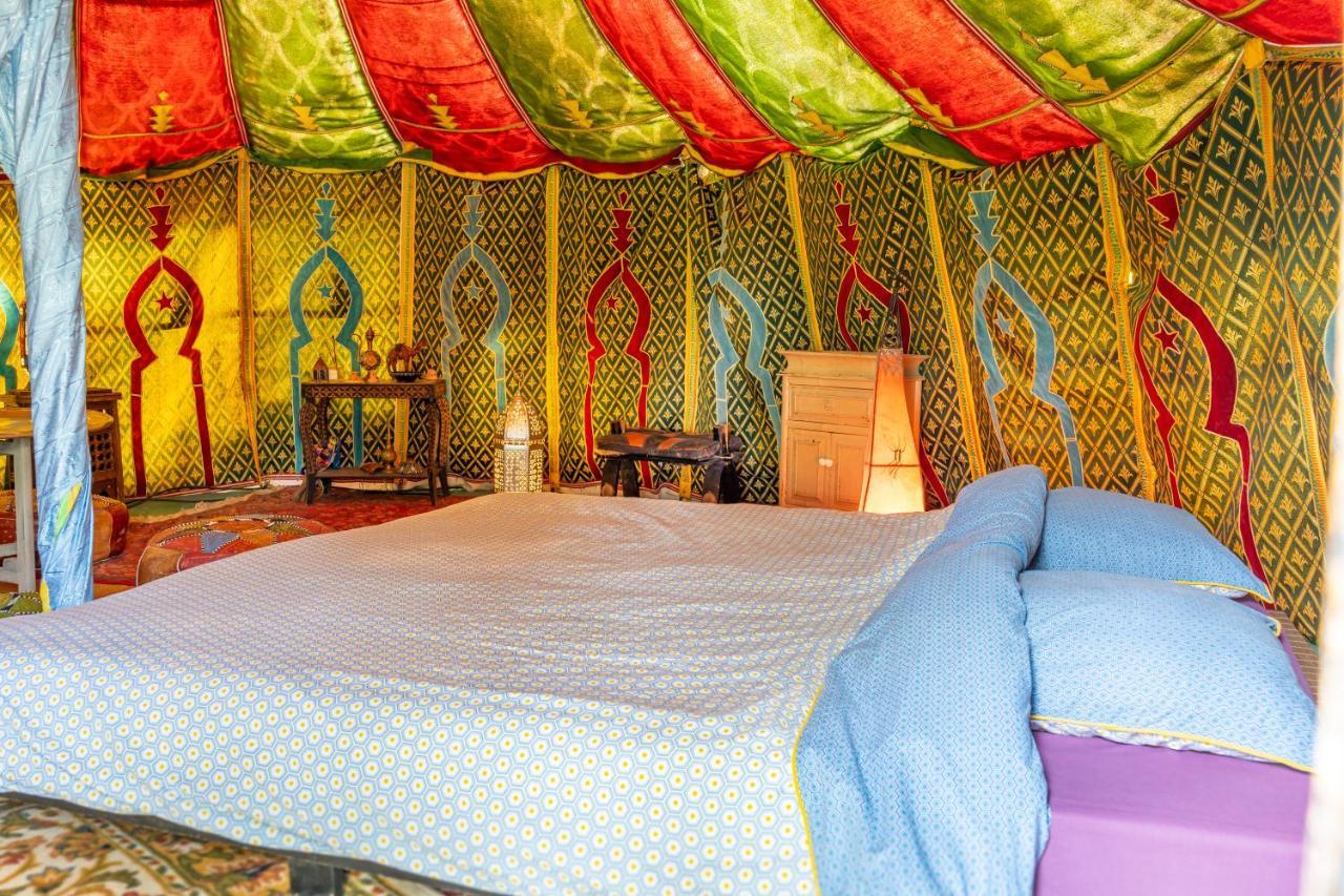 Au Bonheur Nomade Hotel Livry  Ngoại thất bức ảnh