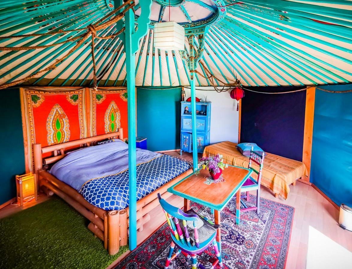 Au Bonheur Nomade Hotel Livry  Ngoại thất bức ảnh